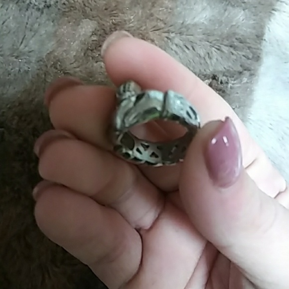 Irish Claudette ring - Picture 3 of 3